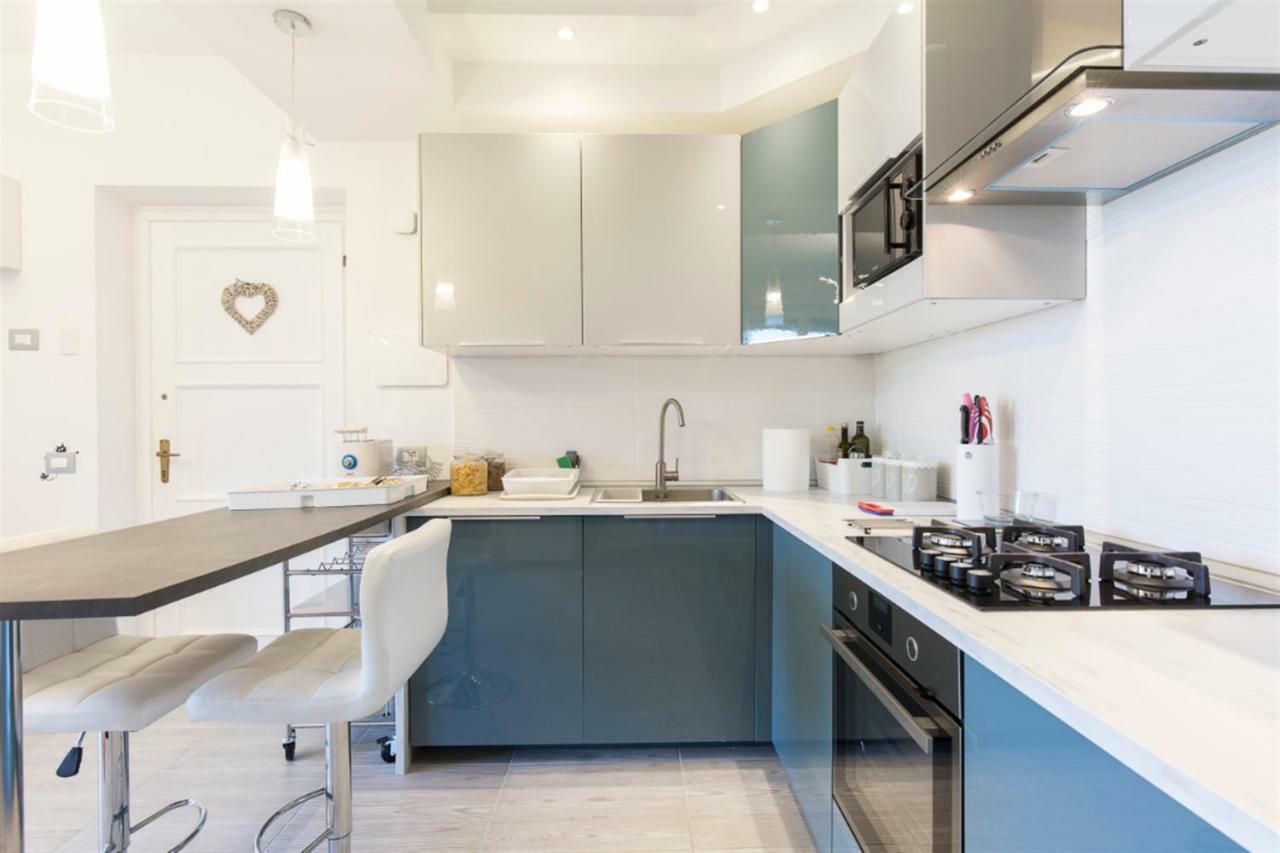 La Tana Del Lupo Stresa Apartamento Exterior foto
